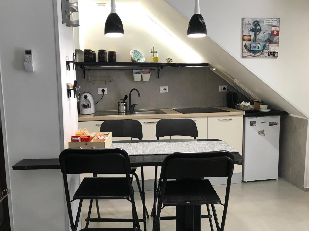 Appartamento Porto 48 Bari Esterno foto